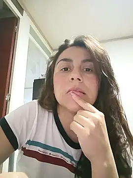 Snapshot of vanessa-titisM chatting on 03-24-26, 03:33 vanessa-titisM online show from 03-24-26, 03:33