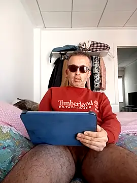 EmilioTaladdro online show from 03-26-26, 09:15