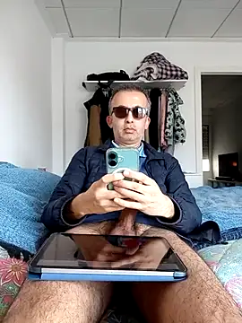 EmilioTaladdro online show from 04-07-26, 04:40