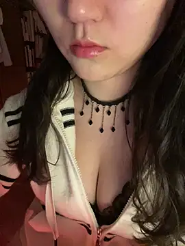 Snapshot of ruiki666 chatting on 01-13-26, 04:01 ruiki666 online show from 01-13-26, 04:01