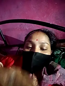 Snapshot of Suman_ji1 chatting on 01-07-26, 12:13 Suman ji1 online show from 01-07-26, 12:13