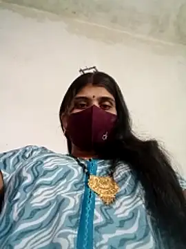 Snapshot of Suman_ji1 chatting on 03-08-26, 12:31 Suman ji1 online show from 03-08-26, 12:31