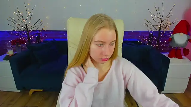 Snapshot of Alina_Blonde chatting on 01-14-26, 06:41 Alina Blonde online show from 01-14-26, 06:41