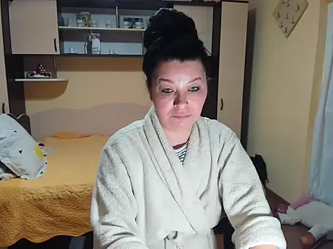 Soffy Skye online show from 02-11-26, 05:01