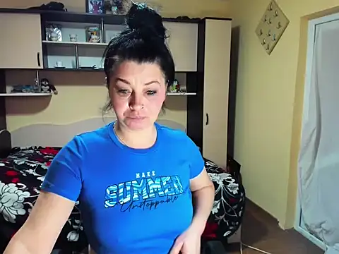 Soffy Skye online show from 03-04-26, 06:19