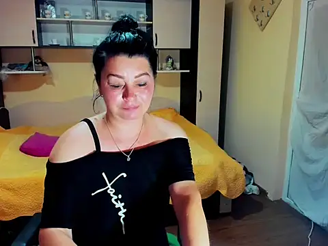 Soffy Skye online show from 06-04-26, 05:02