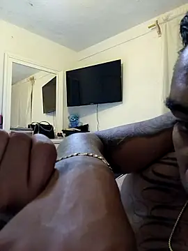 Snapshot of sonofgod19 chatting on 10-18-25, 08:26 sonofgod19 online show from 10-18-25, 08:26