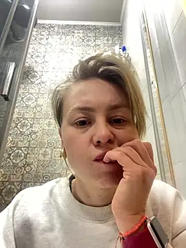 MartaLuna  online show from 01-18-26, 05:50