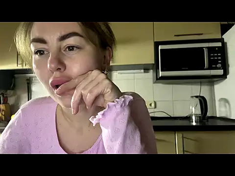 MartaLuna  online show from 04-02-26, 09:01