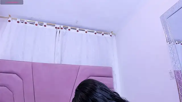 miajhonsonx online show from 04-14-26, 03:18