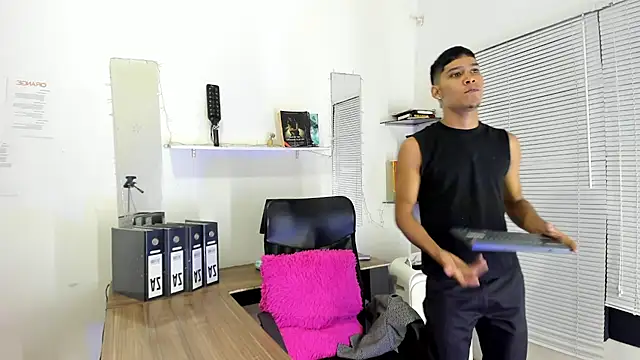 xxKamadevaxx online show from 03-09-26, 12:53