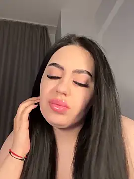 Snapshot of Andrestarr chatting on 03-06-26, 08:38 Andrestarr online show from 03-06-26, 08:38