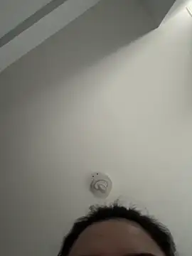 Snapshot of Andrestarr chatting on 04-09-26, 02:44 Andrestarr online show from 04-09-26, 02:44