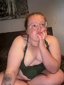 Snapshot of AmberBliss-X chatting on 07-19-26, 07:28 AmberBliss-X online show from 07-19-26, 07:28