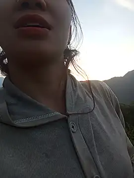 bonnie-00 online show from 07-13-26, 11:35