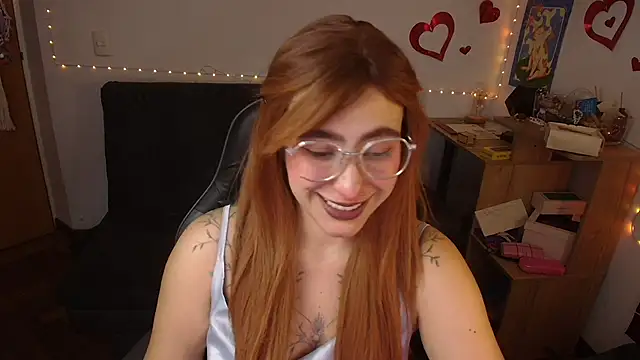 Miacatsito3 online show from 05-19-26, 05:03
