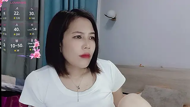 Snapshot of Miraitowa_ chatting on 06-16-26, 03:42 Miraitowa online show from 06-16-26, 03:42