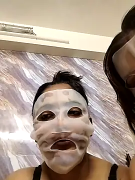 Snapshot of Loveangle1 chatting on 10-23-25, 06:06 Loveangle1 online show from 10-23-25, 06:06