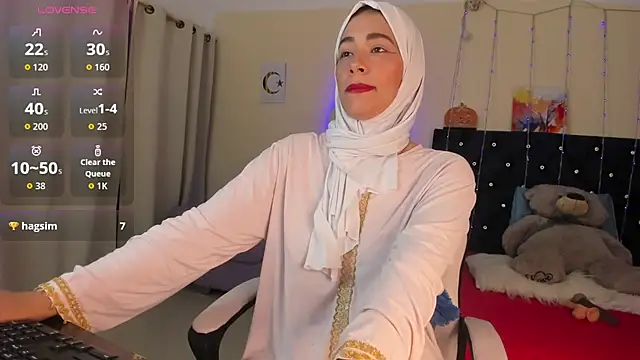 Snapshot of ShanaJamil chatting on 04-23-26, 12:29 ShanaJamil online show from 04-23-26, 12:29