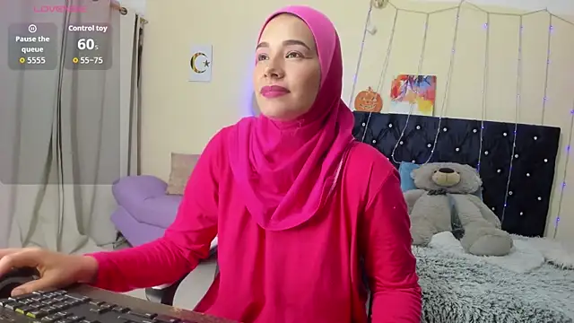 Snapshot of ShanaJamil chatting on 04-27-26, 12:14 ShanaJamil online show from 04-27-26, 12:14