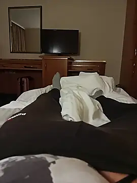 Snapshot of fullystroked chatting on 11-30-25, 07:51 fullystroked online show from 11-30-25, 07:51