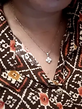 Snapshot of Ruchi577 chatting on 09-12-25, 07:47 Ruchi577 online show from 09-12-25, 07:47