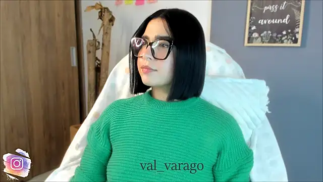 Snapshot of val_varago chatting on 07-24-26, 03:04 val varago online show from 07-24-26, 03:04
