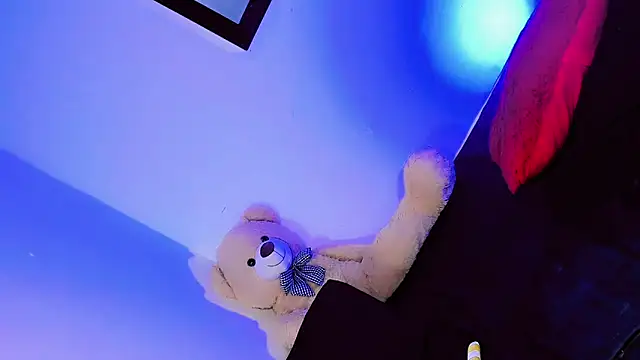 daniela dolls online show from 05-24-26, 02:44