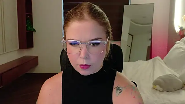 Lilith Bonheur online show from 03-31-26, 10:54