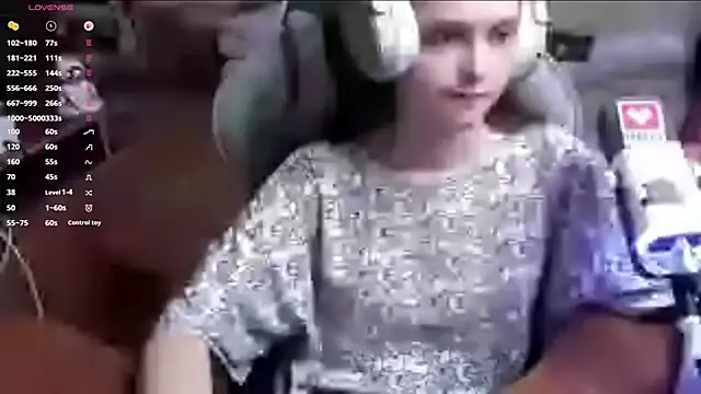 SharybbFace online show from 04-02-26, 03:09