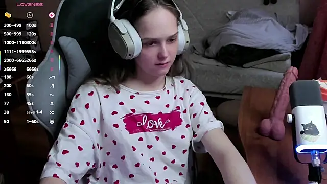 SharybbFace online show from 04-10-26, 03:28