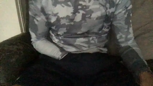 Snapshot of flambeur93 chatting on 10-09-25, 02:26 flambeur93 online show from 10-09-25, 02:26