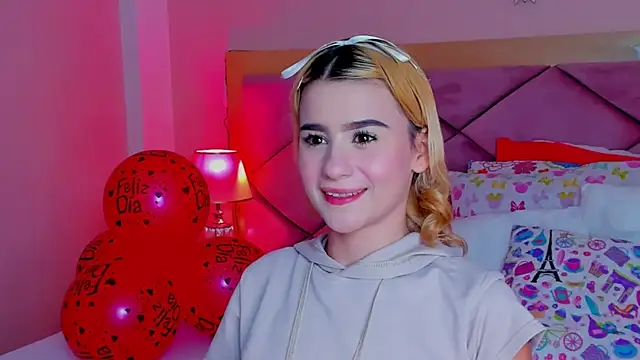 ChloeLaurentt online show from 02-18-26, 03:08