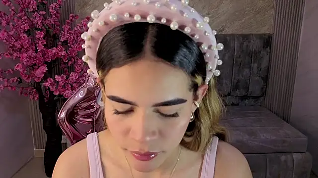 lilith4 s online show from 10-21-25, 03:07