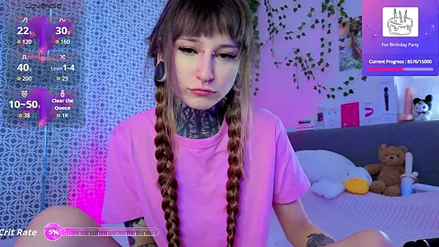 LilithPoison online show from 05-08-26, 06:13