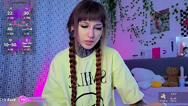 LilithPoison online show from 05-10-26, 06:13