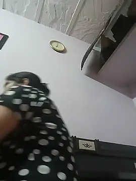 aliya-jaan71 online show from 05-14-26, 01:29