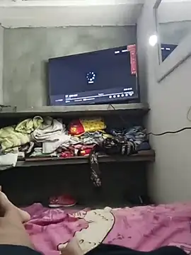 Snapshot of carluis2 chatting on 05-23-26, 02:39 carluis2 online show from 05-23-26, 02:39