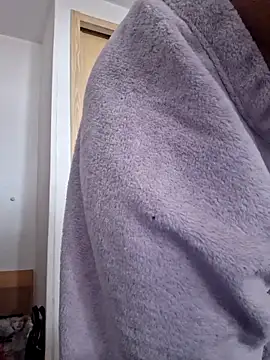 Lauraxxsteen online show from 11-06-25, 09:21