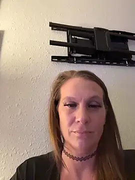 Snapshot of Ariasweetaspie chatting on 12-17-25, 06:08 Ariasweetaspie online show from 12-17-25, 06:08