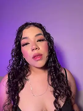 krisstenSantos online show from 04-13-26, 02:55