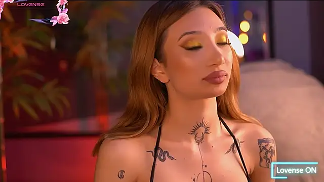 Snapshot of SiennaJayden chatting on 11-03-25, 06:09 SiennaJayden online show from 11-03-25, 06:09