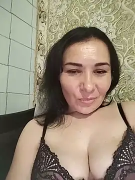 Mia24Blove online show from 06-07-26, 02:32