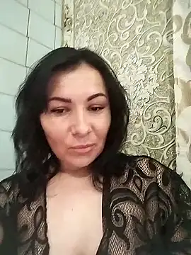 Mia24Blove online show from 06-17-26, 12:18