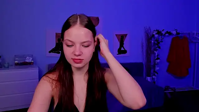 BetsyKiss online show from 11-29-25, 05:05