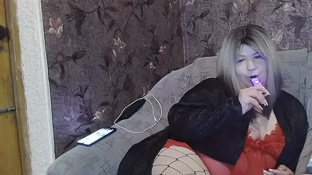 YuliiaSan online show from 08-02-26, 07:45