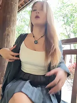 yuki june online show from 04-02-26, 08:45