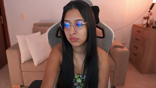 Valerygomez02 online show from 03-08-26, 01:48