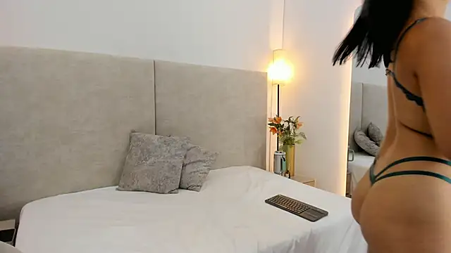 Snapshot of Megan-8 chatting on 01-07-26, 03:42 Megan-8 online show from 01-07-26, 03:42