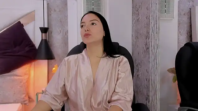 Snapshot of Megan-8 chatting on 01-16-26, 04:05 Megan-8 online show from 01-16-26, 04:05